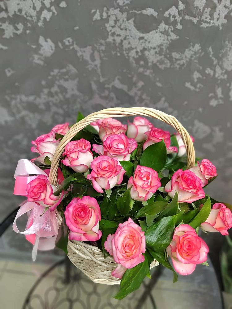 Цветочная композиция из Розы в корзине в Черлаке