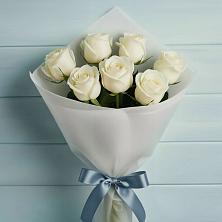 Букет 7 Белых роз Эдлесс Лав в Черлаке
