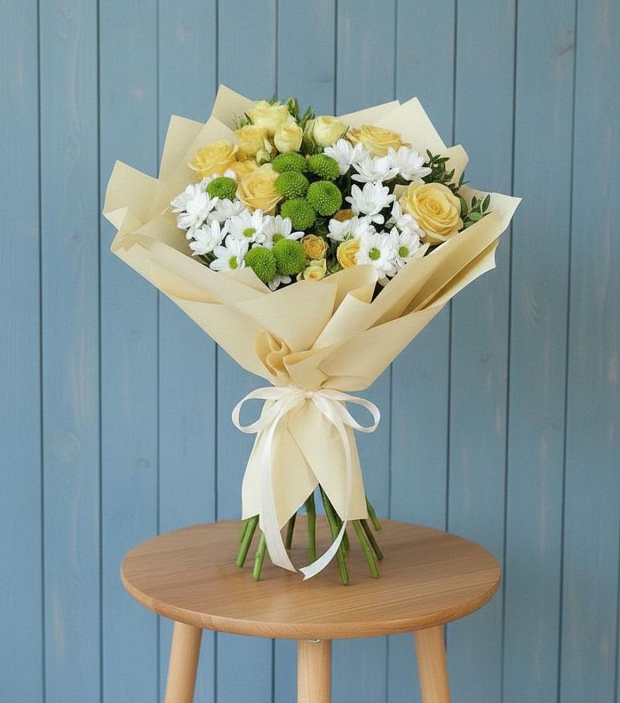 Букет цветов из: Хризантемы и Розы в Черлаке