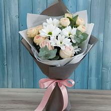 Букет цветов из:  Хризантемы и Розы в Черлаке