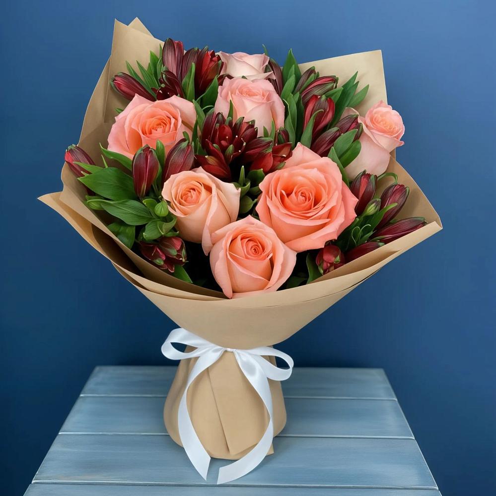 Букет цветов из: Розы и Альстромерии в Черлаке