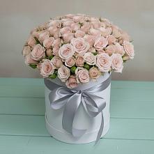 Цветочная композиция из Розы в шляпной коробке в Черлаке