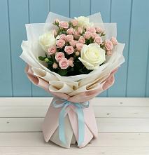 Букет цветов из:  Розы #REPLACE_PRED# Черлаке