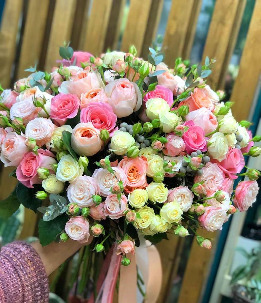 Букет цветов из: Розы в Черлаке